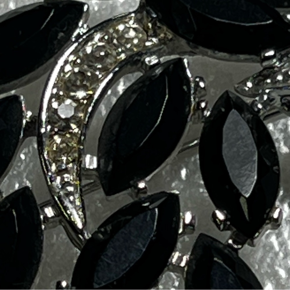 Vintage Sarah Coventry 1960s Black Diamonte Vienna Nights Floral Spray Brooch - Picture 6 of 9